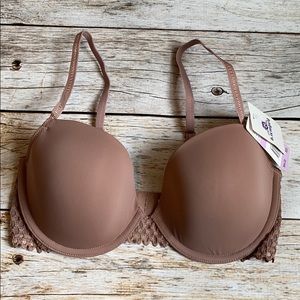 NWT B Tempt’d bra by Wacoal